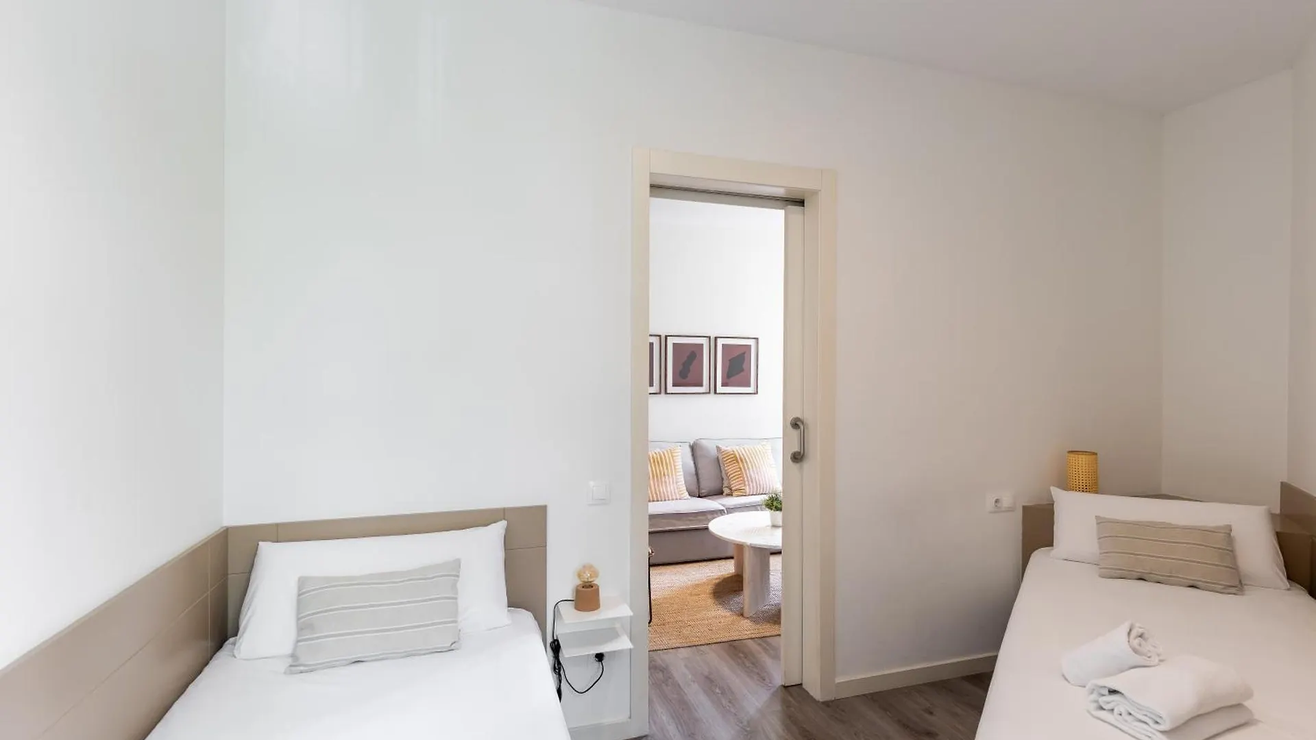 Deco Apartments Barcelona-Sants