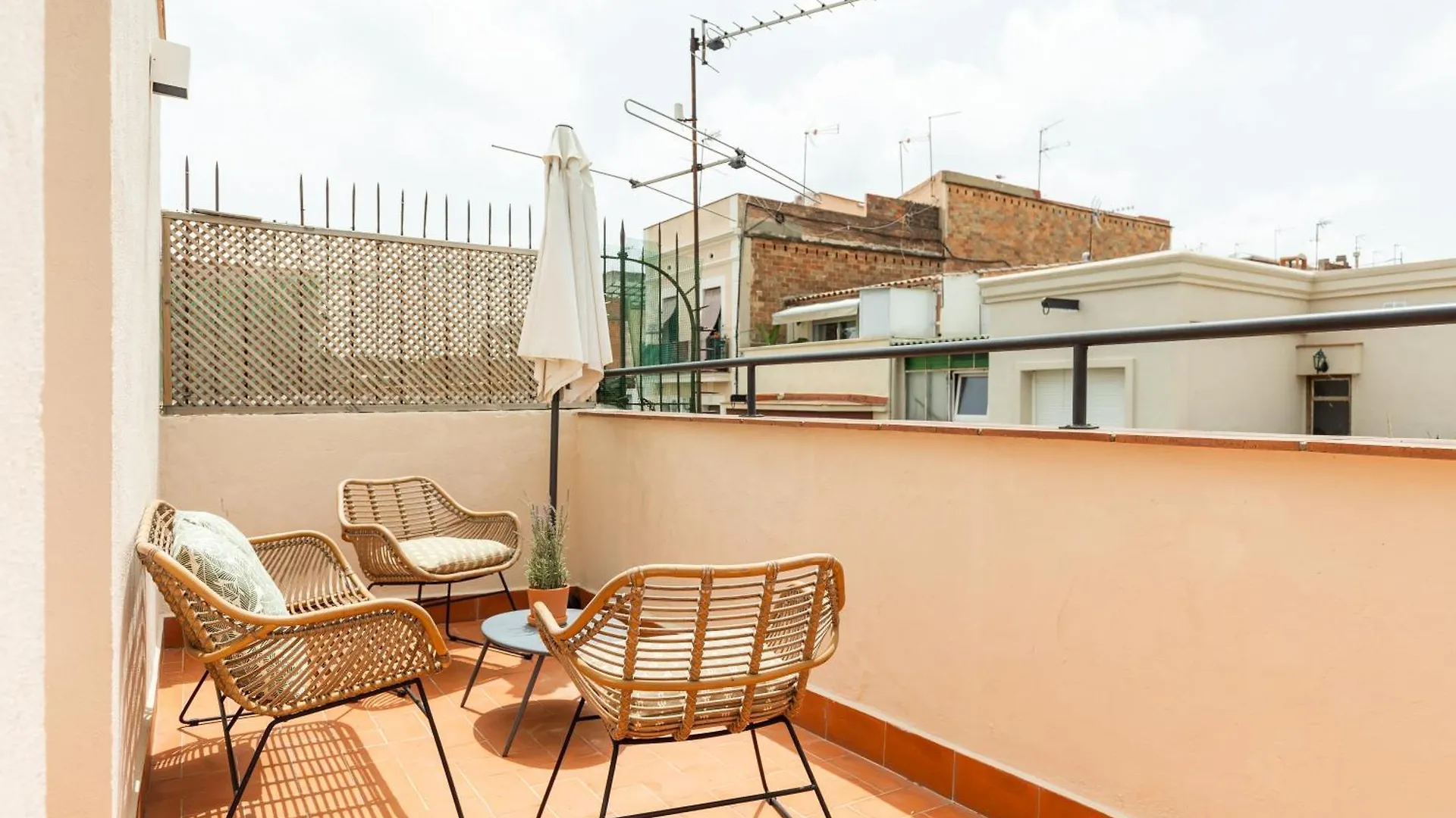 Deco Apartments Barcelona-Sants