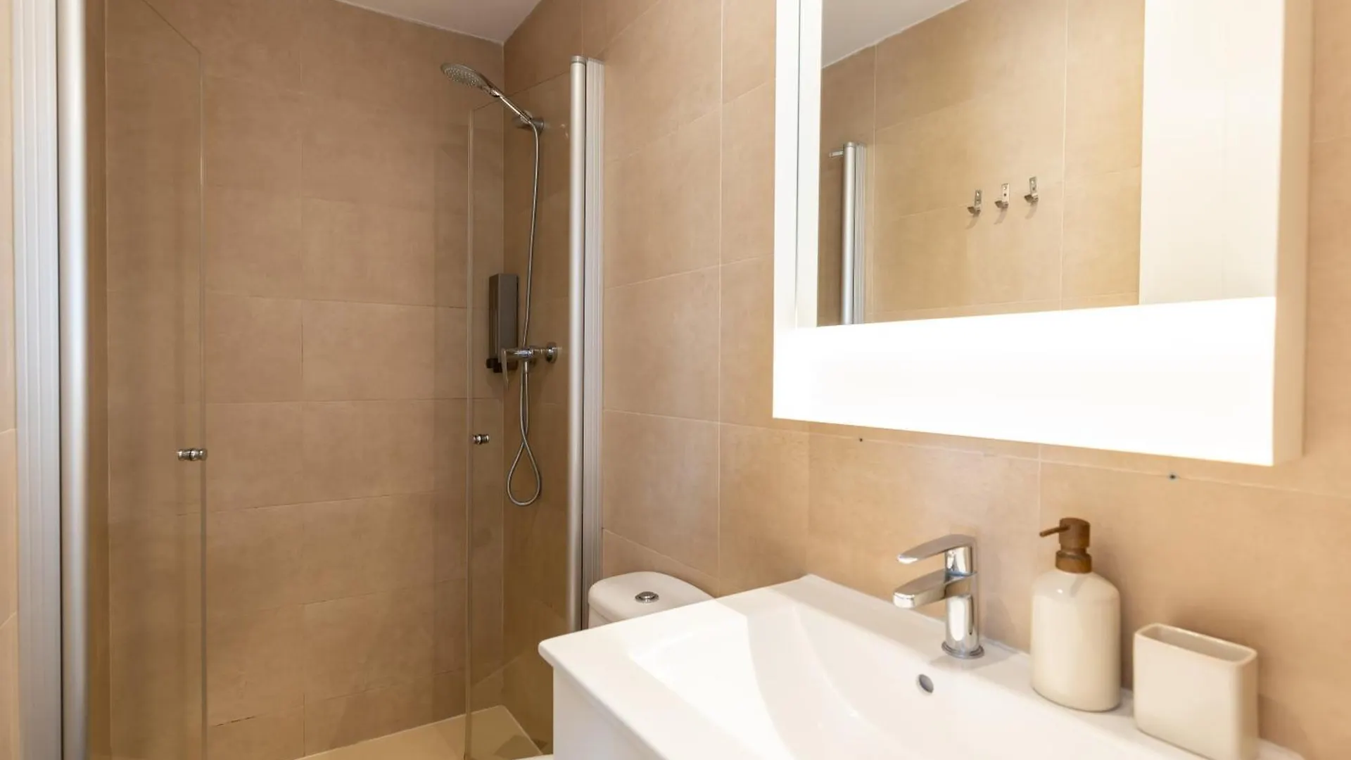 Deco Apartments Barcelona-Sants Spain