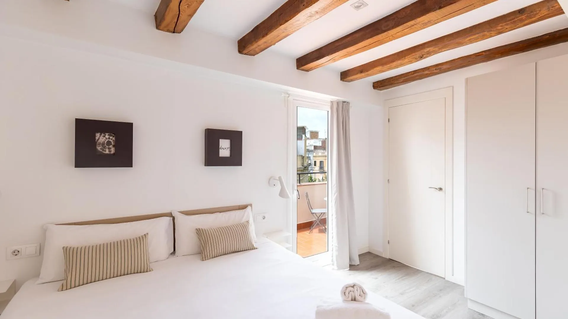 Deco Apartments Barcelona-Sants
