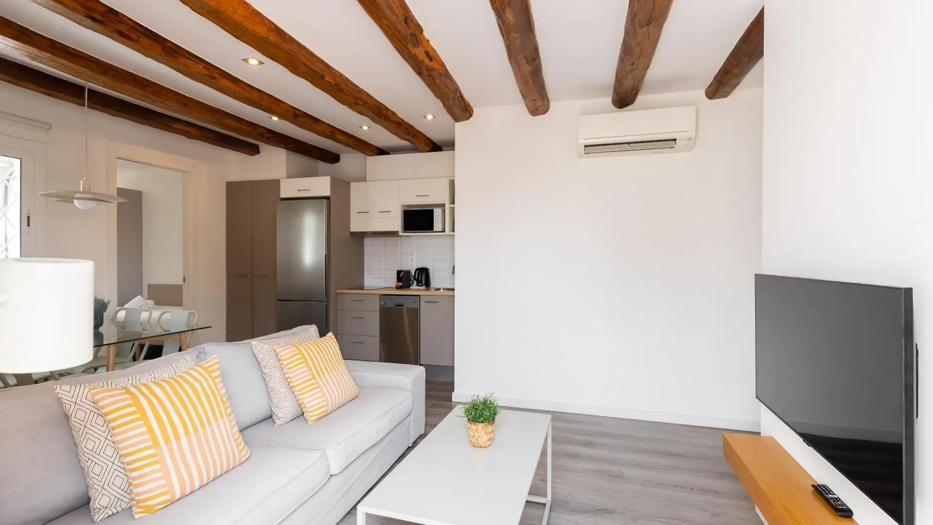 Decô Apartments Barcelona-Sants